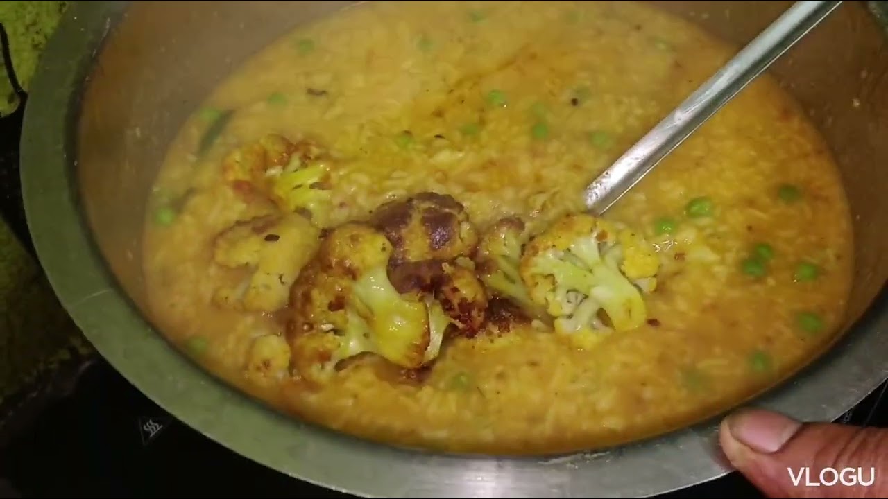 নতুন অধ্যায়ে ভাতের খিচুড়ি