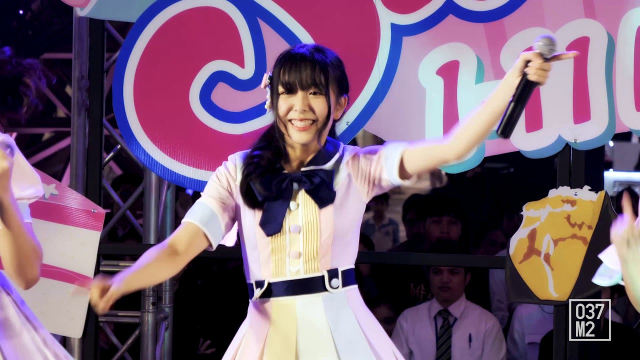 181108 BNK48 Mewnich - Koisuru Fortune Cookie @ City of Sweet 2018 [Fancam 4Kp60]