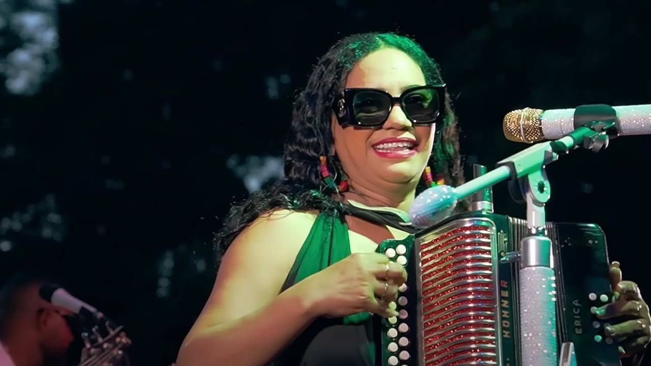 Raquel Arias - La Mecedora (En Vivo) desde El Puente Colgante