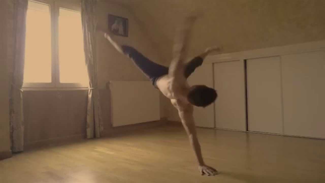 Bboy Alex - Airflare slow motion