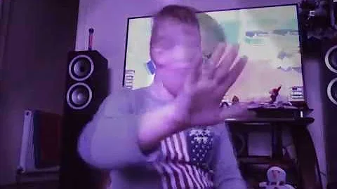 Dancing to Justin bieber (feat.major lazier)