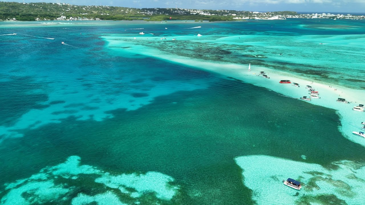 Drone en Isla Acuario San Andrés - Sea of Seven Colours
