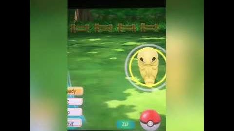 USING MY MASTER BALL ON A KAKUNA (Pokemon Let’s Go Pikachu/EEVEE)