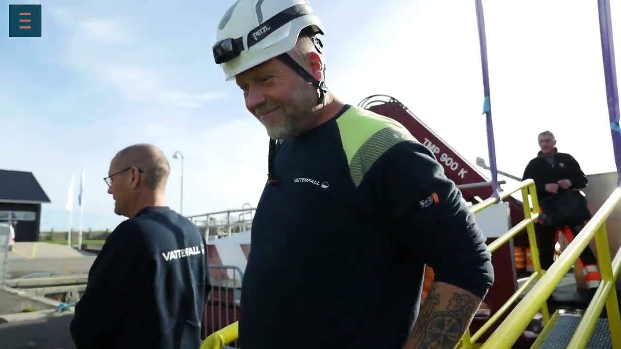 På job med vindmølletekniker