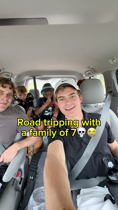 The Wilkins family goes on a road trip!😬😭