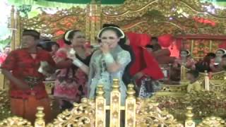 TAYUB PUTRI FAMILI LIVE IN TANAER HASANAH IDA KENDIL
