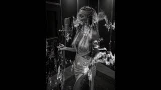 her vocal control is insane 🎤✨ #singer #studio #vocal