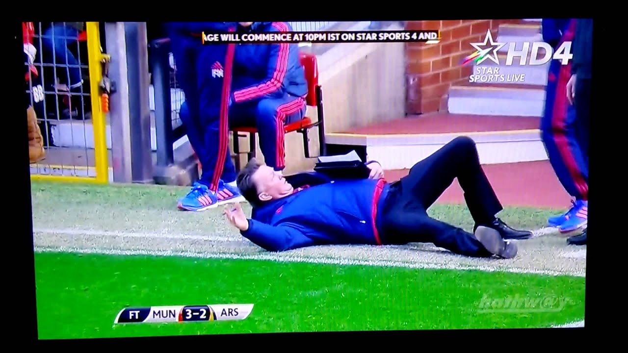 Louis Van Gaal's dive HD - LVG takes a fall - YouTube