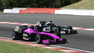 Mack Overtakes - Radicals iWCGPS Spa