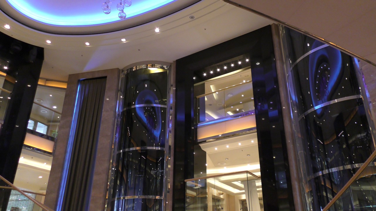 4K Video Tour of P&O Azura Atrium - YouTube