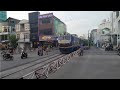 [TÀU HỎA TP.HCM] D19E-966 kéo tàu SPT1 qua chắn Nguyễn Văn Trỗi ngày 26/5/2024