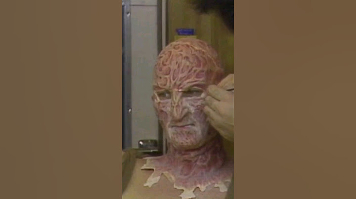 PROCESO de MAQUILLAJE de ROBERT ENGLUND 🔥 FREDDY KRUEGER en PESADILLA 4 #shorts #cine #freddykrueger