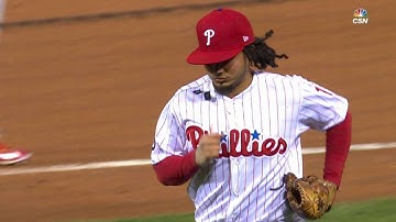 ATL@PHI: Galvis makes running scoop and throw for out