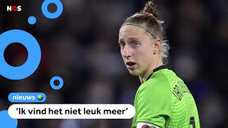 Keeper Sari Van Veenendaal Stopt Met Voetballen