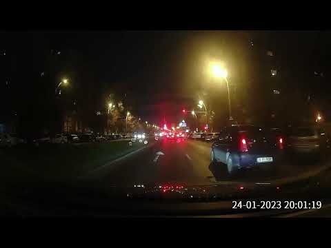 Bataie în trafic de Ziua Unirii pe 13 Septembrie / BMW vs Logan / Road Rage