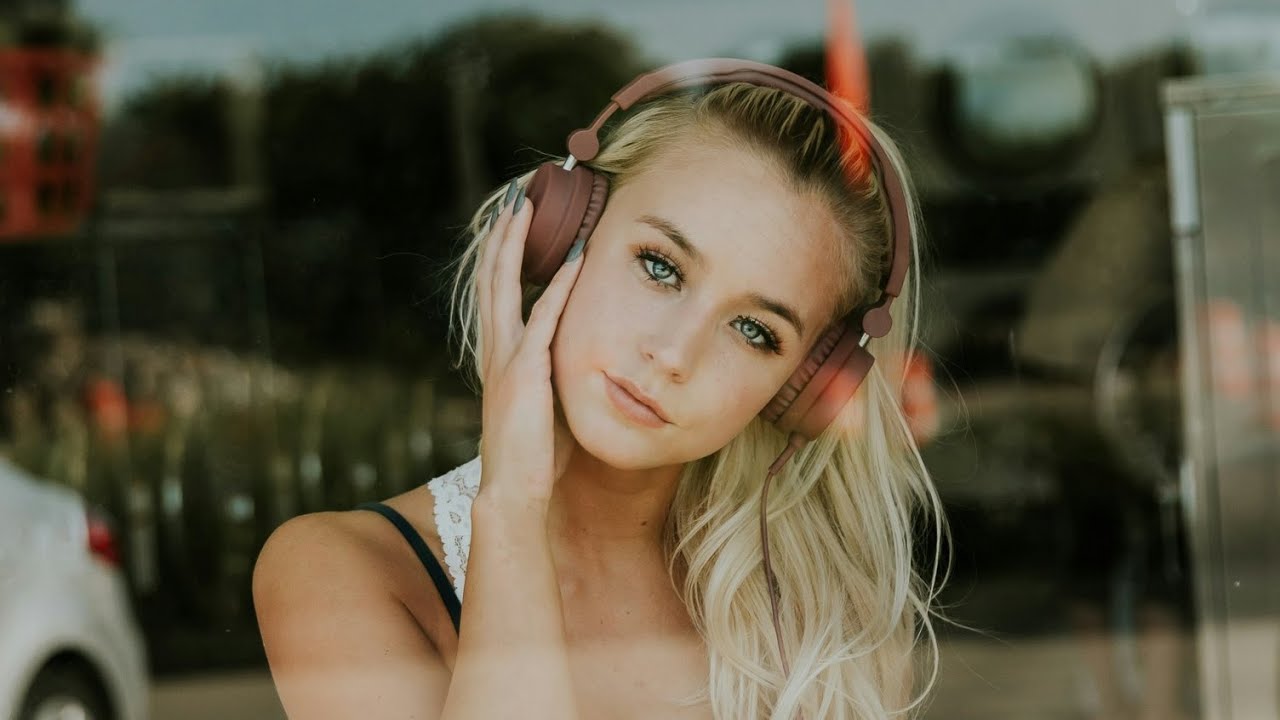 1000 Random Notes in D Major