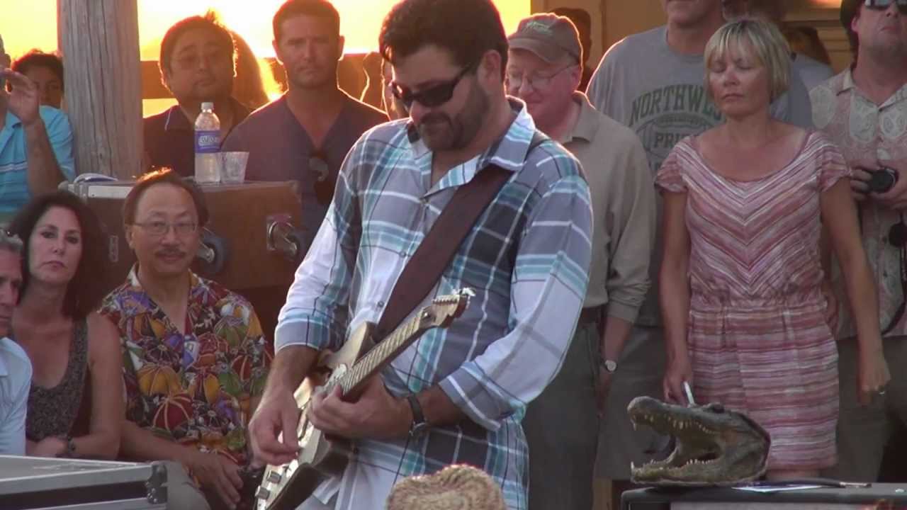 YouTubeでTab Benoit Night Trainを視聴 YouTubeでTab Benoit Night Trainを視聴