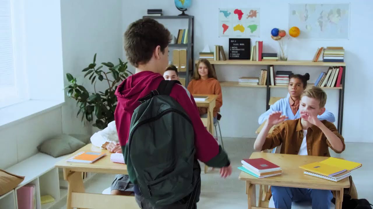 Este comienzo de clases, ¡viví como querés! - Préstamos Microfin Uruguay 2021