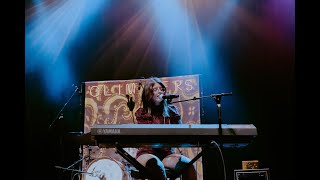 glimmers - Don't Tell Me (Live at The Masquerade)