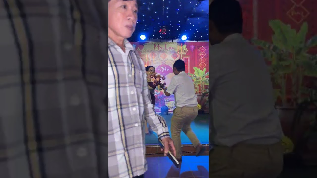 10. CK VÓ NGỰA TRÊN ĐỒI CỎ NON - BÁC 6