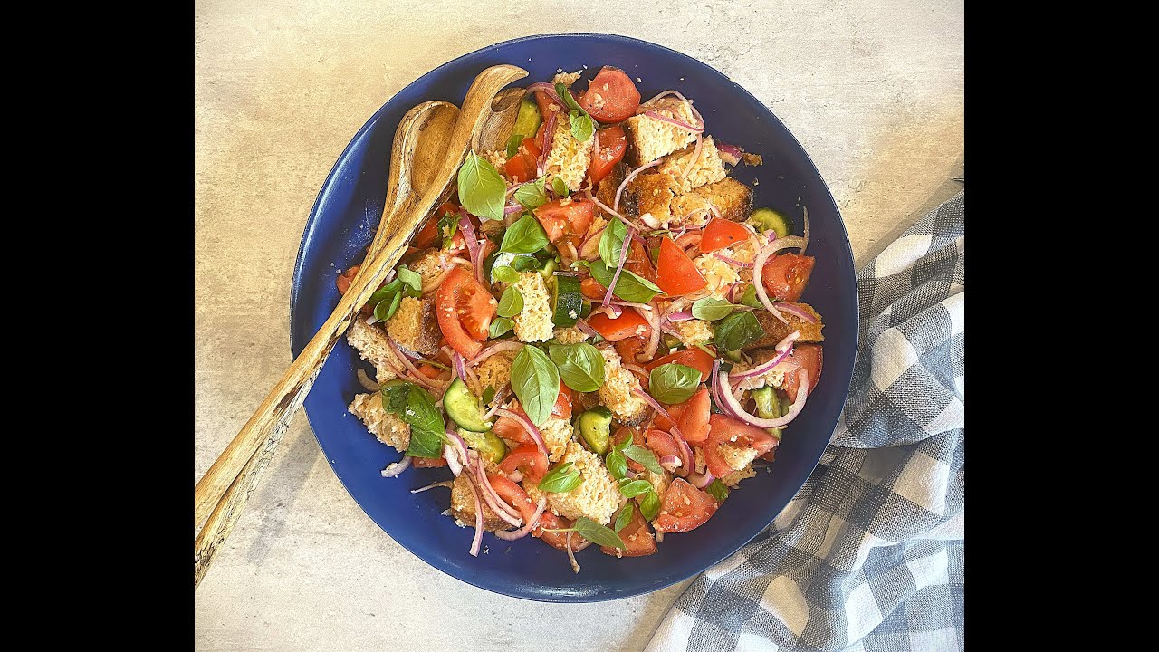 PANZANELLA SALAD – TRADITIONAL TUSCAN BREAD SALAD