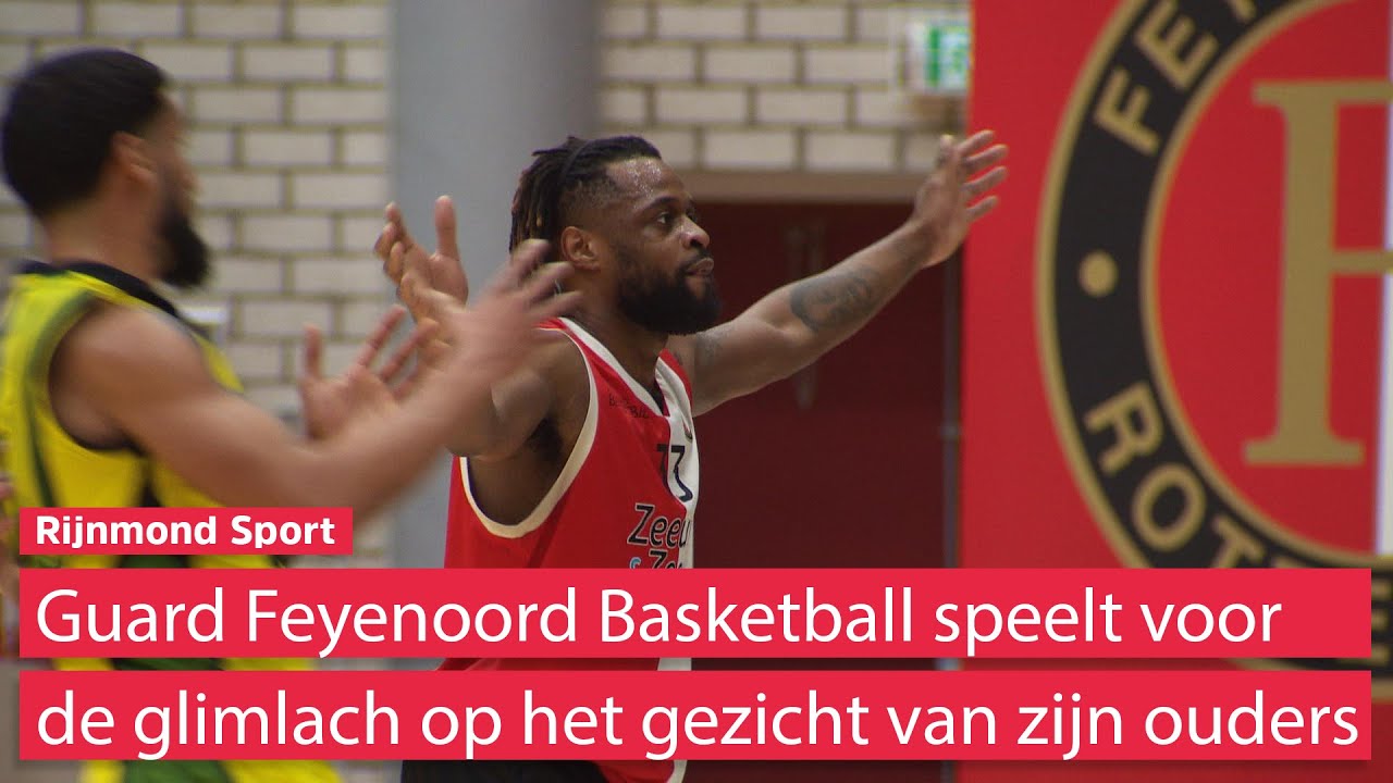 Feyenoord-speler Kanda basketbalt voor z'n ouders: 'Het belangrijkste is hun glimlach'