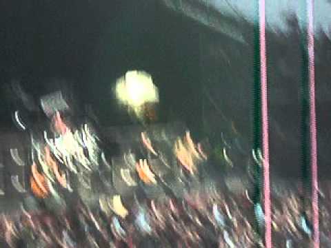 Staind Eyes Wide Open video phone beyonce mp3