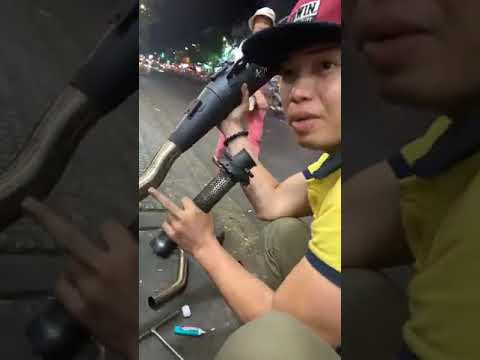 Video Tìm hiểu công nghệ bên trong của pô Uma V4 | Uma Racing - youtube