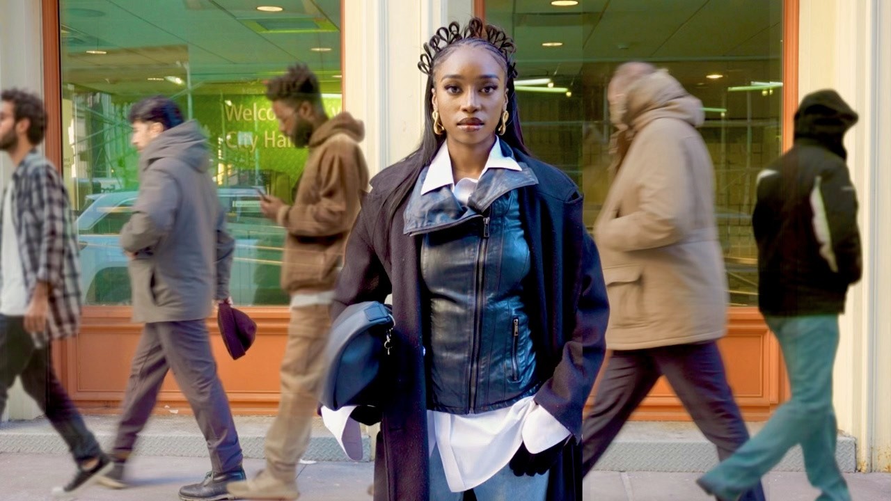 Одиночество от того, что ты хорошо одет.