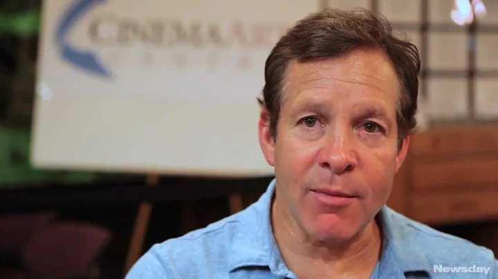 Steve Guttenberg visits Huntington