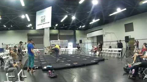Jon Lindquist vs. Anthony Sandstrom: Slackline Bat...