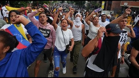 CRISIS EN VENEZUELA: La oposición se moviliza tras las protestas que dejan más muertes
