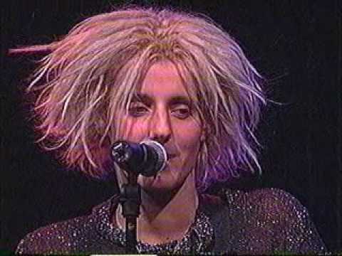 Παρακολούθηση K's Choice - Hide | Live Rotterdam The Netherlands 1999 στο YouTube Παρακολούθηση K's Choice - Hide | Live Rotterdam The Netherlands 1999 στο YouTube