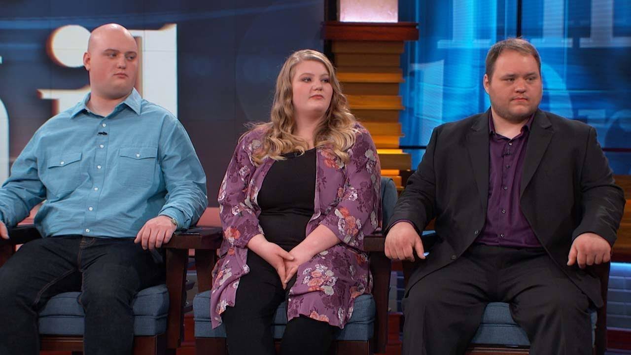 Woman Credits Older Sibling For Taking Her And Their Brother In When Mom Left