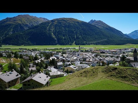 Video: Verkehrsknotenpunkt In Der Landschaft