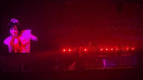 "All Mine" - Doja Cat Live in Manila 2025 #TourMaVie [4K] | trina.ph