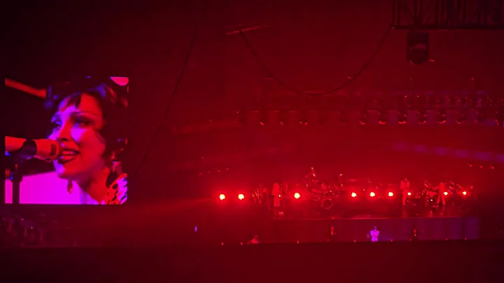 "All Mine" - Doja Cat Live in Manila 2025 #TourMaVie [4K] | trina.ph