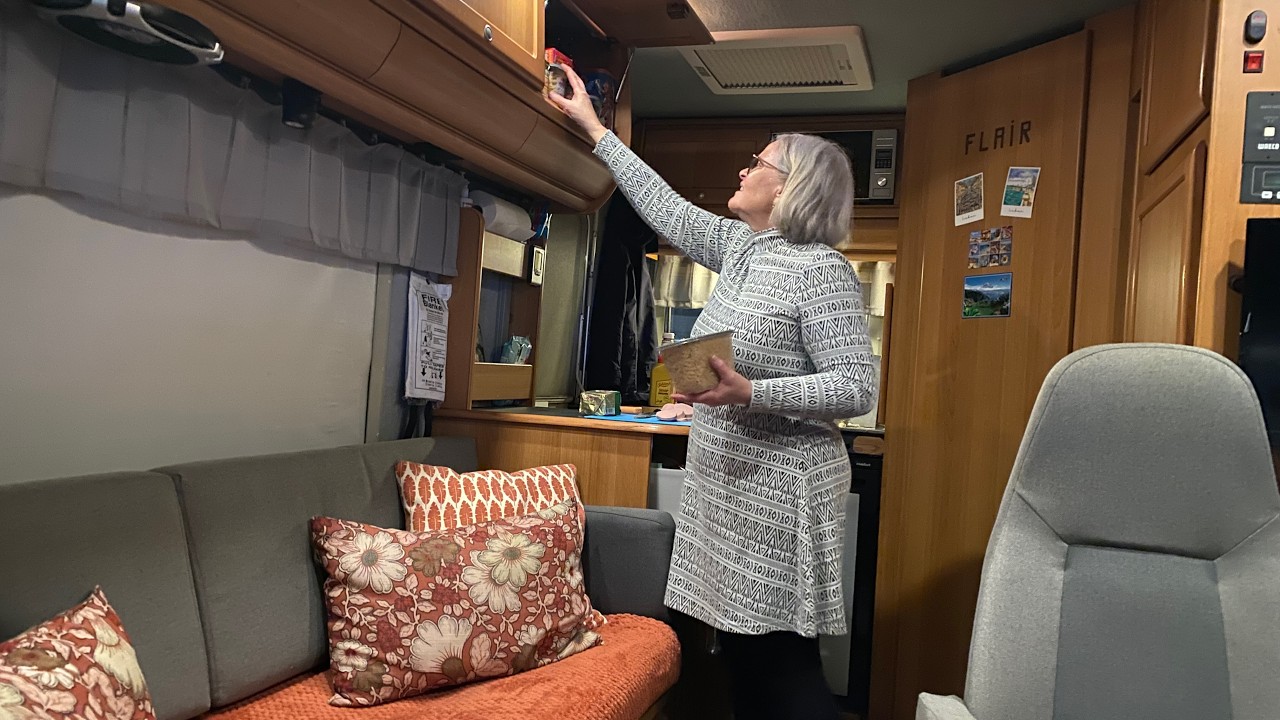 Söderut med husbil i Europa med snö och blixthalka på autobahn.Vi siktar på Italienska Dolomiterna.