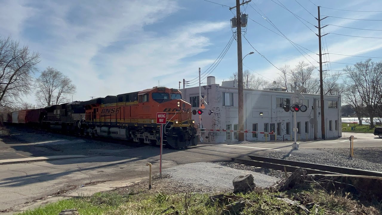Railfanning in claypool Indiana YouTube