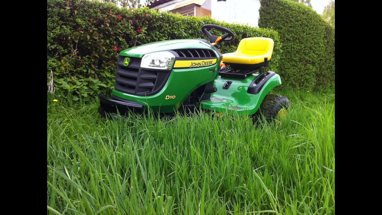 First time mowing with my new John Deere D110 YouTube