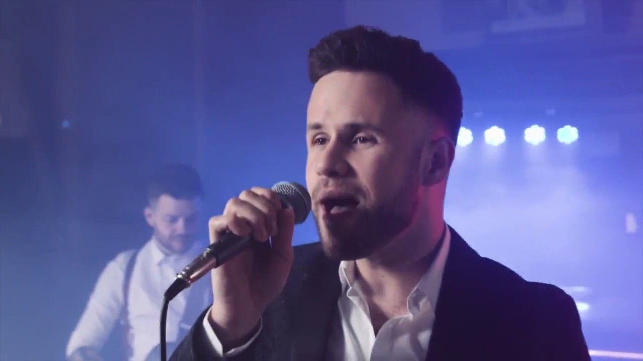 Fresh and new party band Up The Funk | Evenses UK