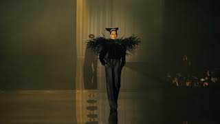 Stephane Rolland: Runway - Paris Fashion Week - Haute Couture Spring-Summer 2025
