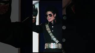 Download Lagu Michael Jackson #80smusic #moonwalk #thriller #championsleague #rock #michael #jackson MP3