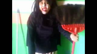 Mak Ldanir Kirim Pesan 3