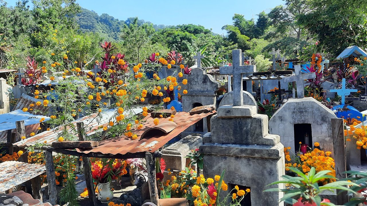 VISITAMOS EL PANTEÓN DE NUESTRO PUEBLO, 1° DE NOVIEMBRE 2025 - LA MERCED DEL POTRERO, OAXACA