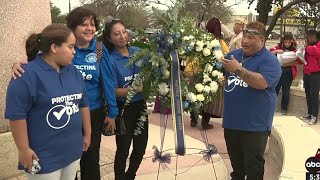 Many take part in annual wreath-laying ceremony ahead of MLK March