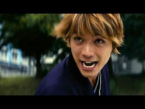 高校生 兼 死神代行:黒崎一護(福士蒼汰)/映画『BLEACH』キャラクターPV<一護映像>