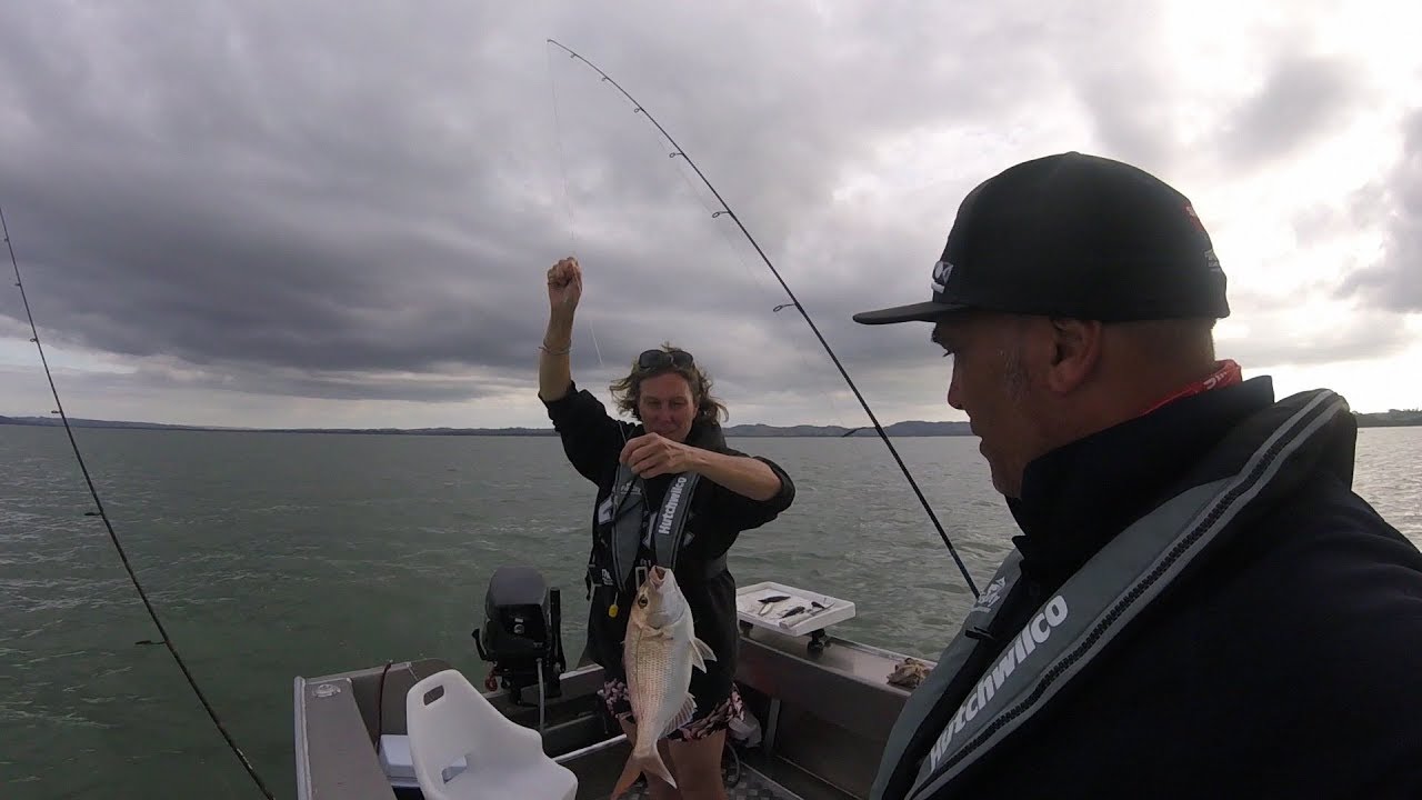Fun day straylining a West coast Harbour - YouTube