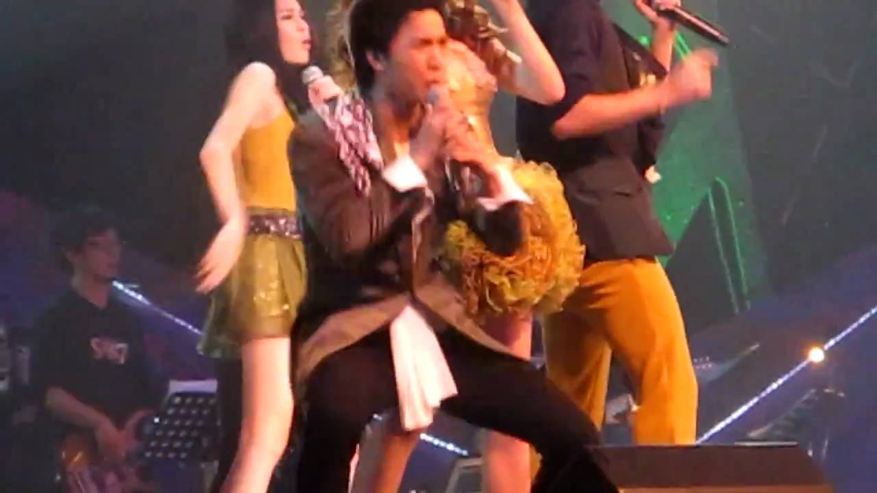 โตโน่ ริท เมดเลย์รวม คอน TS7