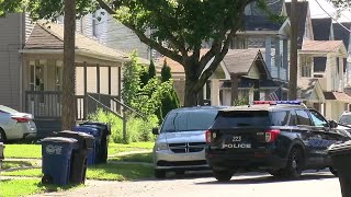 Cleveland Police, SWAT responding to barricaded domestic violence suspect